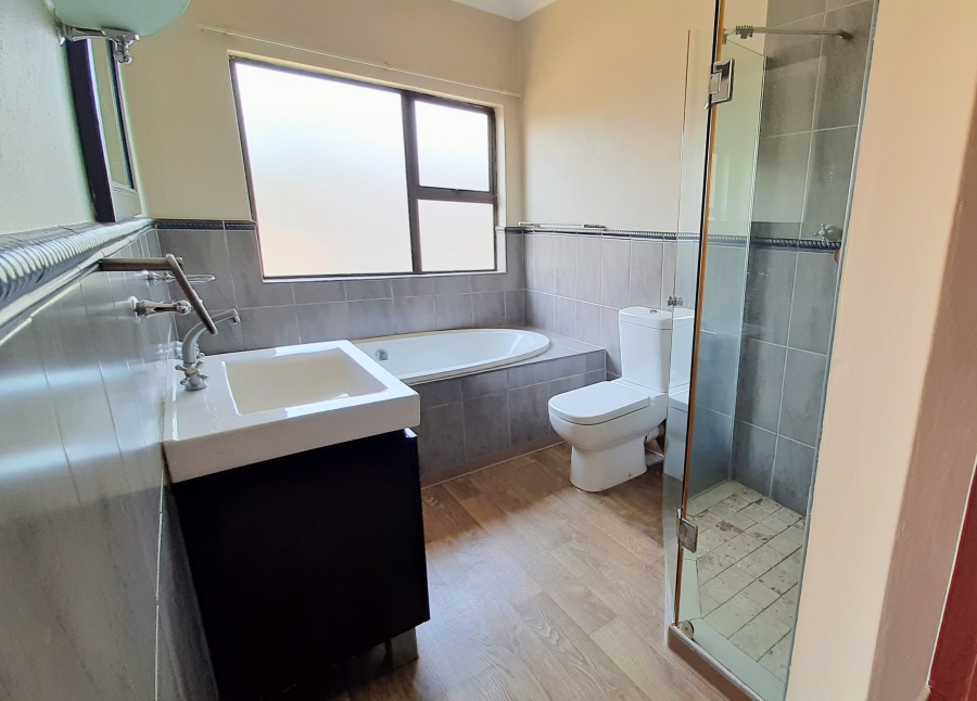 3 Bedroom Property for Sale in Xanadu Eco Park North West